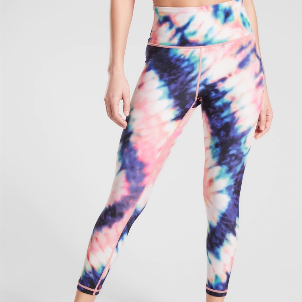 Athleta Elation Tie Dye Coral 7/8 Tight SP